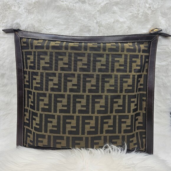 FENDI Zucca Pattern FF Clutch - Picture 5 of 17